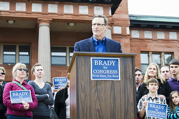 Professor announces run for Congress