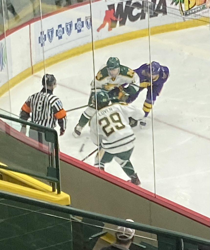 RANKED+ROUTE%E2%80%94NMU+Hockey+had+its+work+cut+out+in+against+the+fifth-ranked+Minnesota+State-Mankato+Mavericks%2C+and+MSU+costed+to+a+5-0+win+with+a+four-goal+first+period.+Travis+Nelson%2FNW