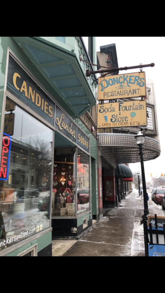 Storefront+of+Donckers+restaurant+located+downtown+Marquette