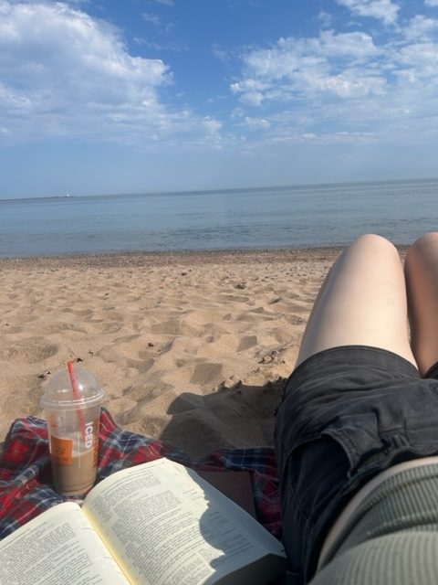 GETTING+OUTSIDE+%E2%80%94+Taking+a+break+from+studying+at+Pebble+Beach+to+breathe+and+enjoy+one+of+the+sunnier+days+in+Marquette+%28with+a+coffee+of+course%29.