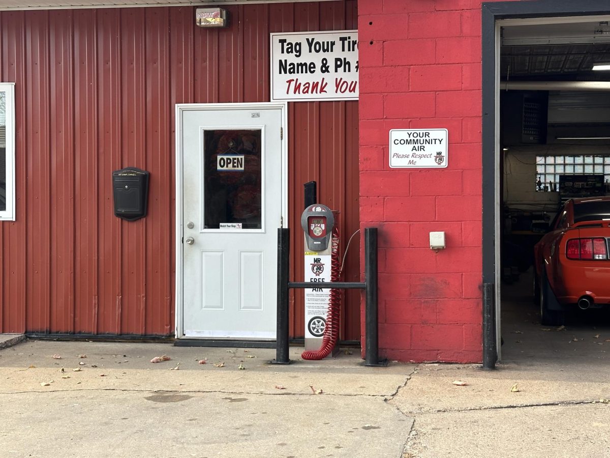 FILL UP- Mr.Tire air pump that provides free air, and just so happened to make my day better.