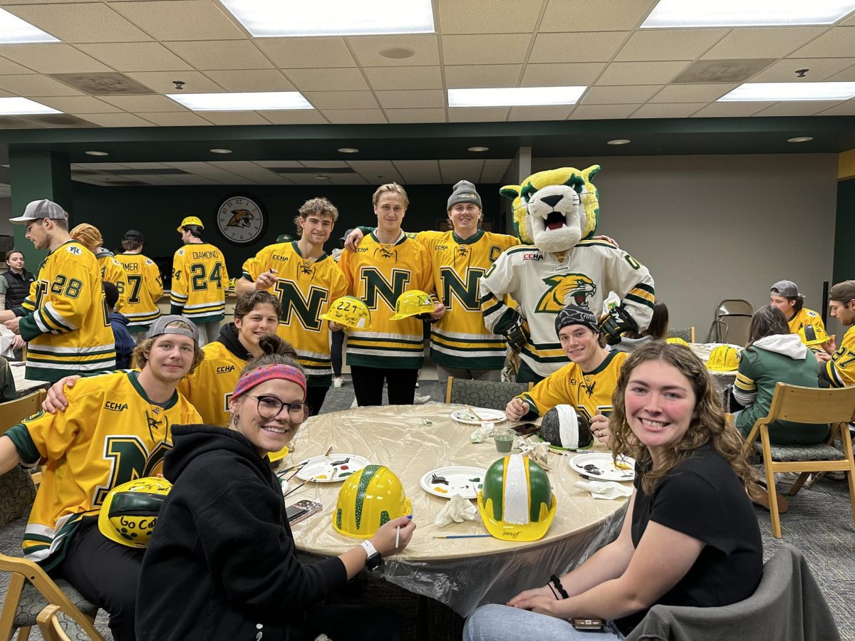 Puckheads host annual helmet night, encourage student involvement