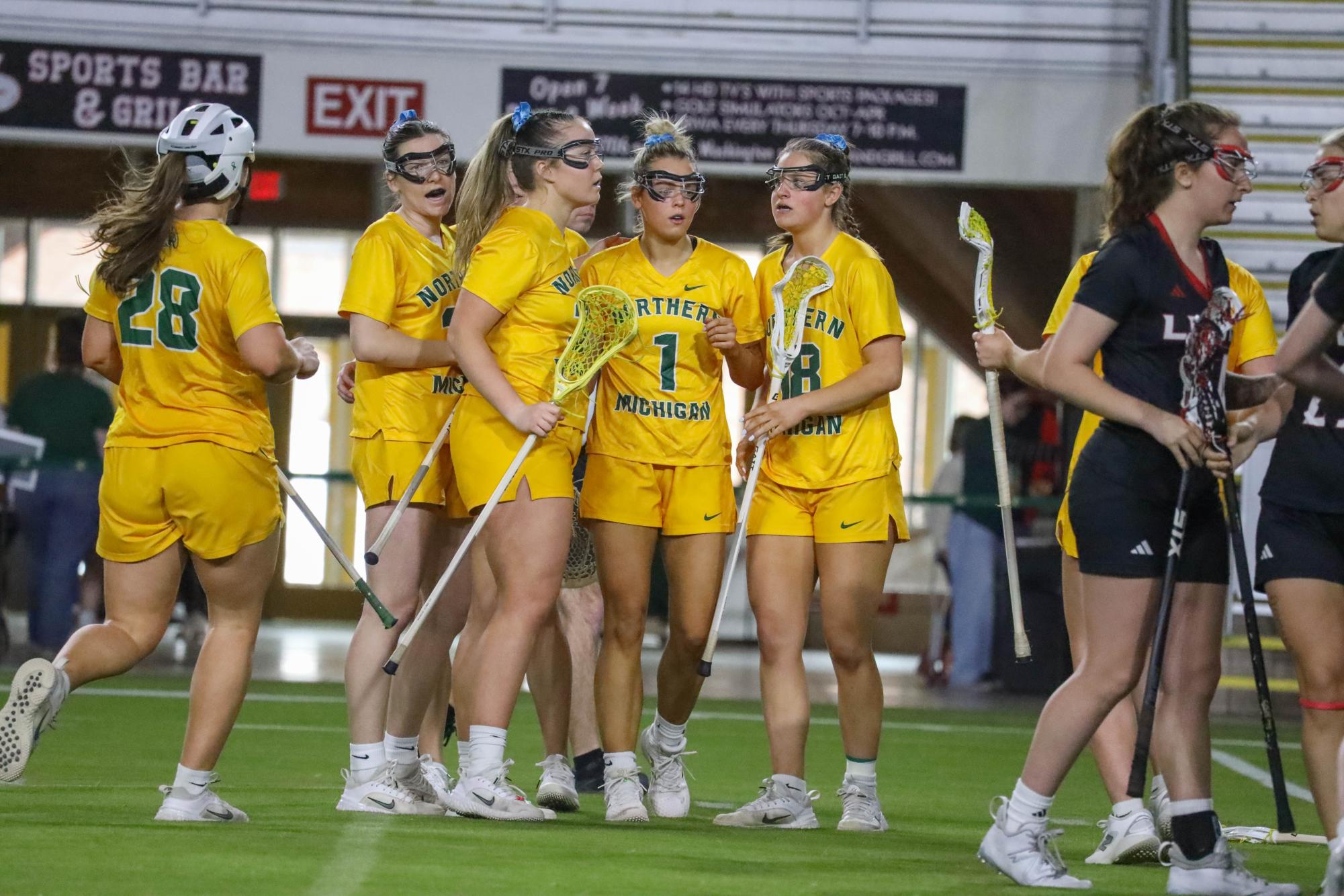 Lacrosse travels to Minnesota and ends weekend in split