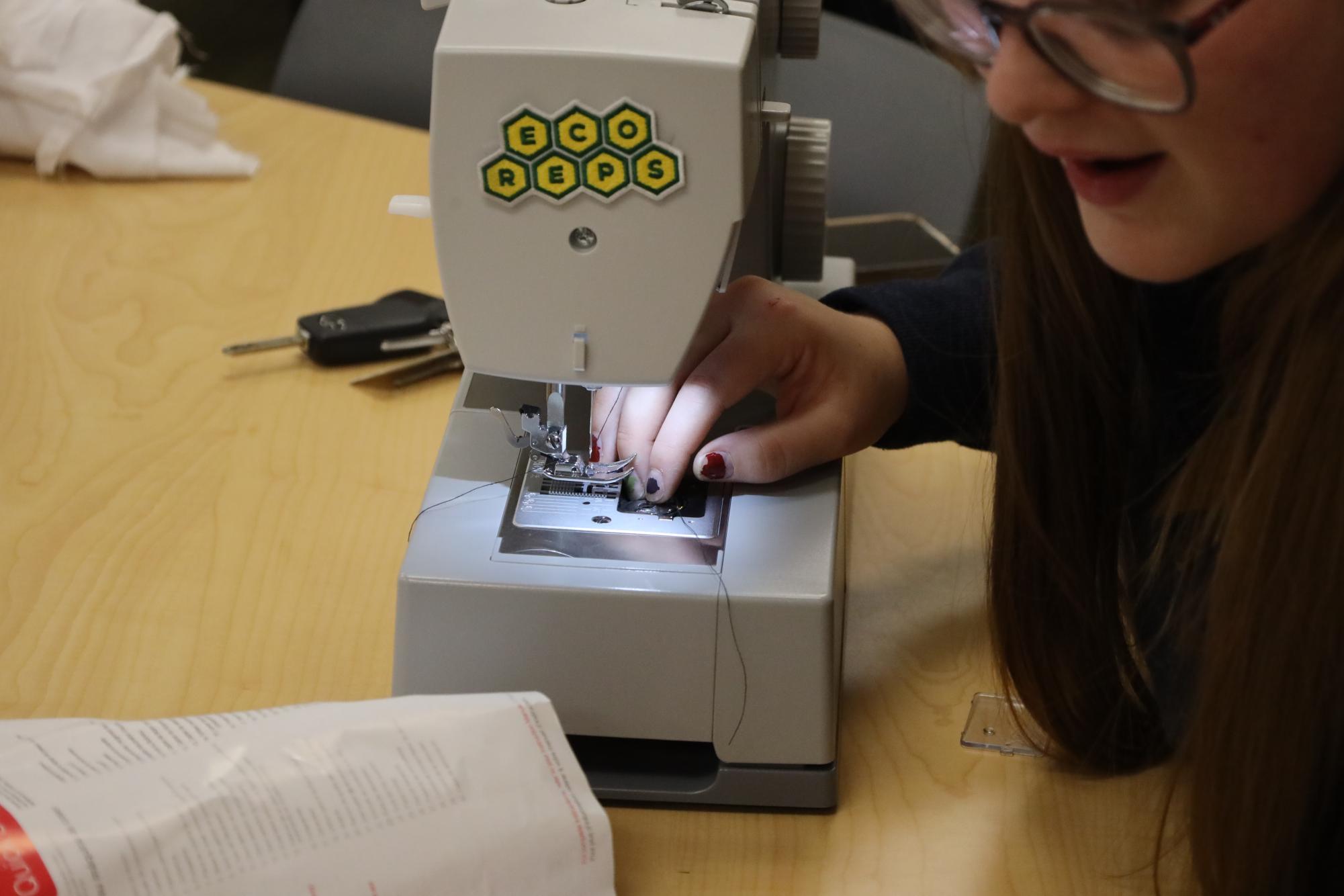EcoReps expands, hosts sewing night