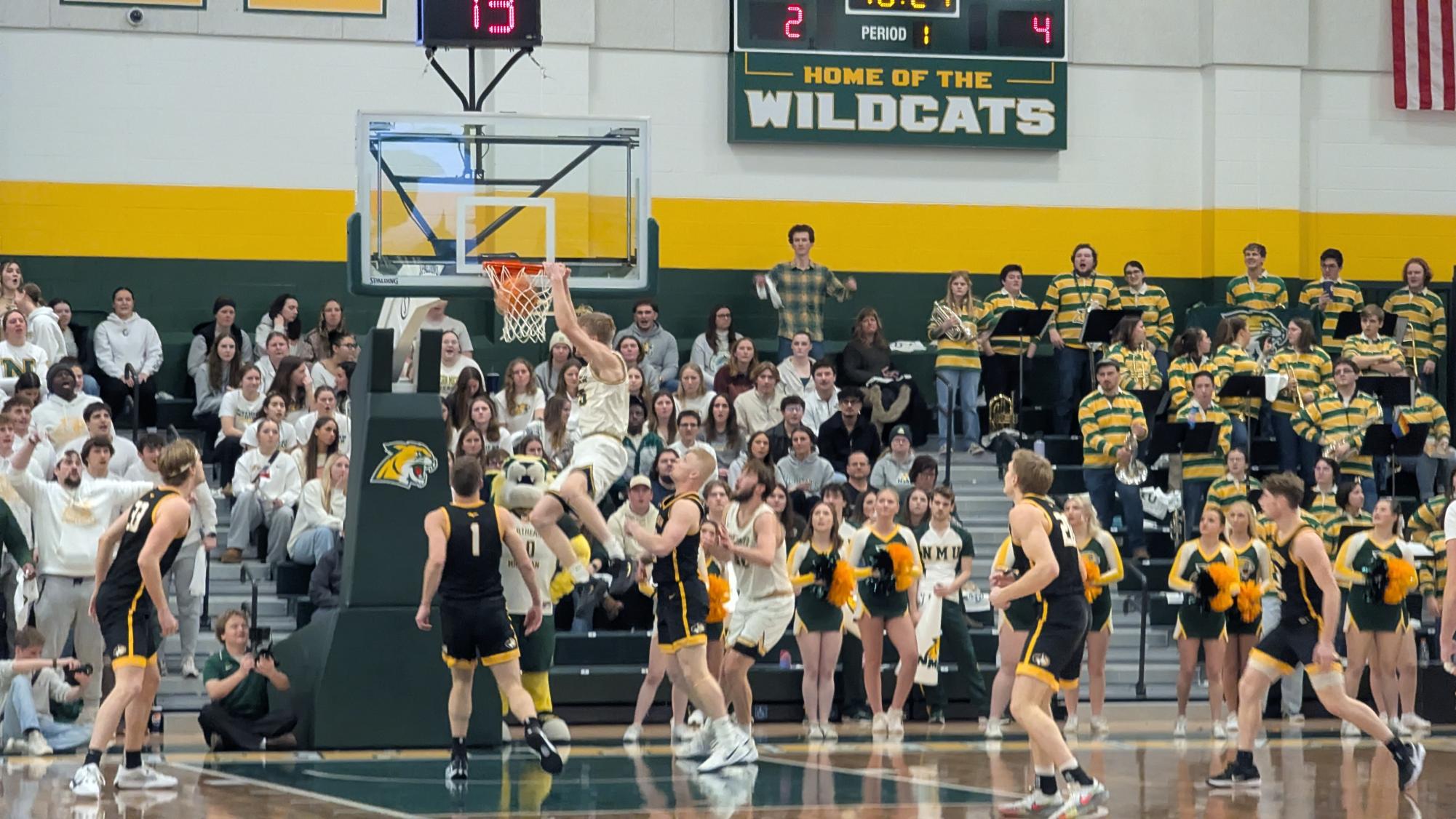 Wildcats Dominate Ferris State as Kuehl Reaches 2,000 Career Points